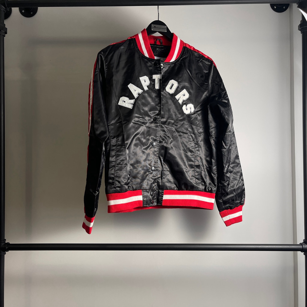 Womens Starter Raptors light Jacket Size L or XL